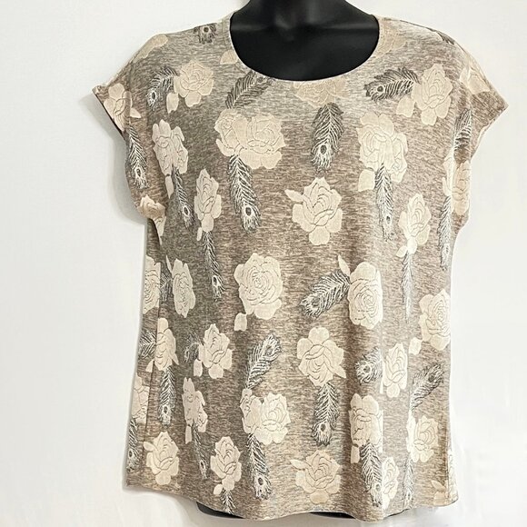 LAVISH Plus Gold Floral Top Roses and Feathers Shimmery Slinky Stretchy Size 1XL - Picture 1 of 2